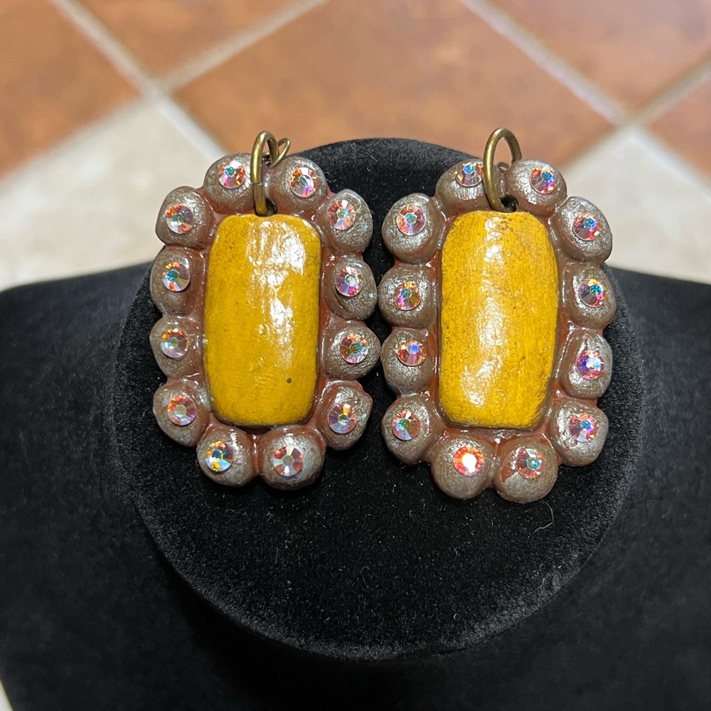 Sookie Sookie Earrings With Rhinestones